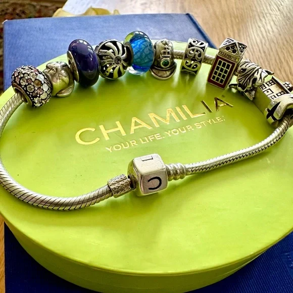 Chamilia 925 silver Charm Bracelet with 11 charms and original box